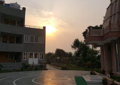 Ganga-Prem-Hospice-Photos-Architecture-10-400x284