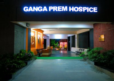 hospice-at-night-400x284