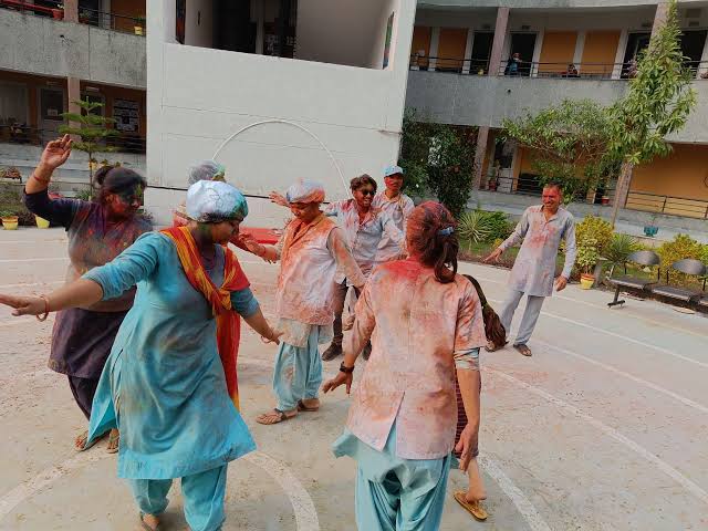 Holi at the Hospice